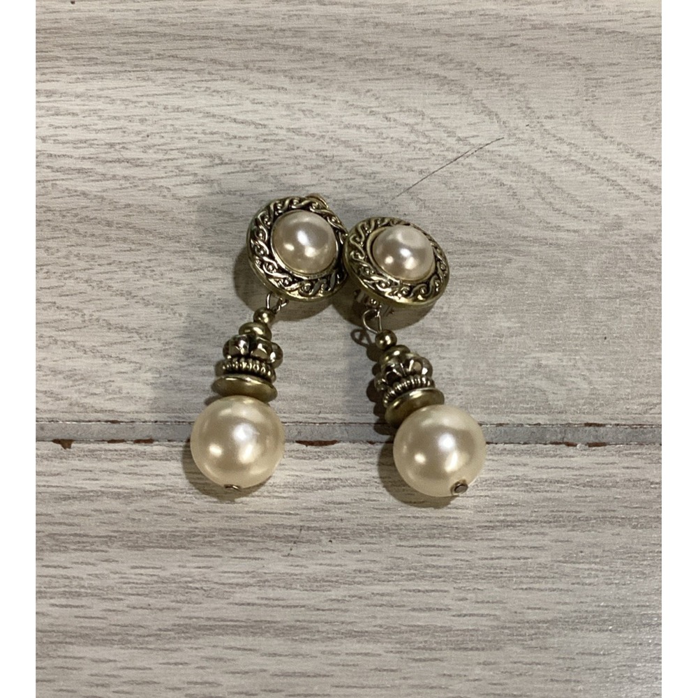 Goldtone Clip On Earrings w/ Round Faux Pearl Stones Textured Vintage A12